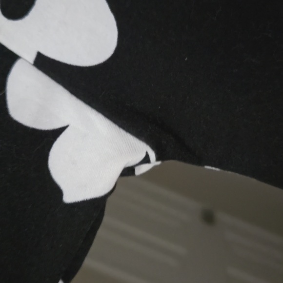 Black and White Floral Long Sleeve NORA Top- LulaRoe- Large - Picture 4 of 9